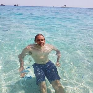 Meet your Posher, Fernando